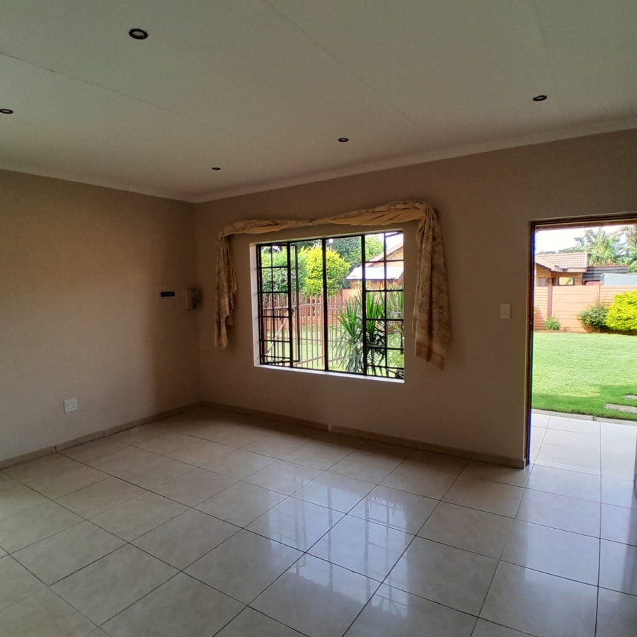 3 Bedroom Property for Sale in Oos Einde North West